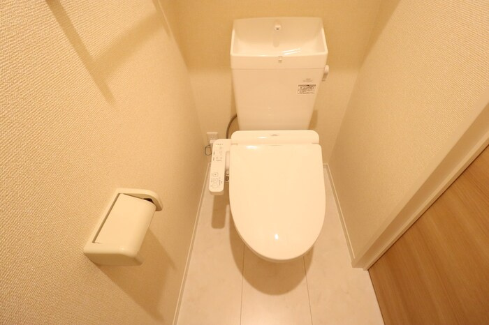 ピースウッド Ⅰのトイレ|温水洗浄暖房便座