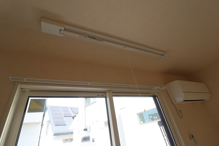 レジデンスおおたかの森の内装|室内物干し