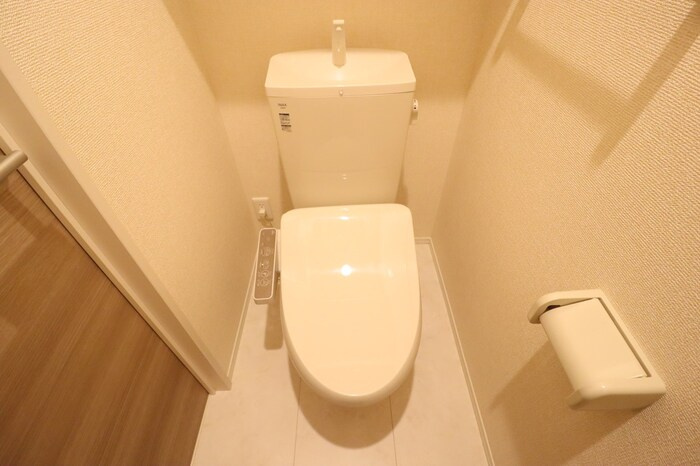 レジデンスおおたかの森のトイレ|温水洗浄暖房便座