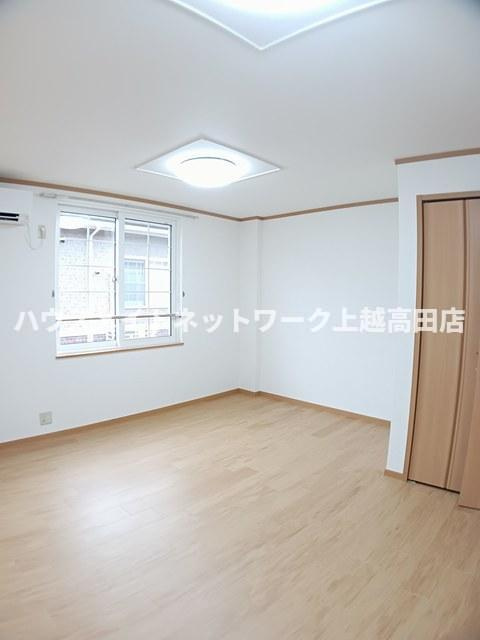 まうゆⅡの居間・リビング|LDK12.9帖