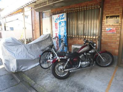 エアリアル太秦の駐車場