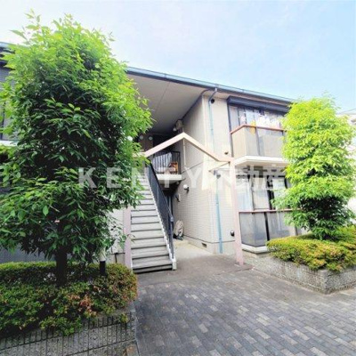 【エントランス】 | サークルナインＣ | 清潔なエントランスです