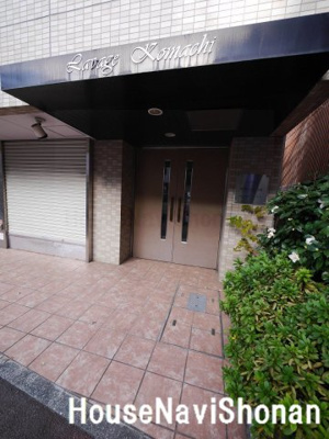 【エントランス】 | ラヴァージュ小町
