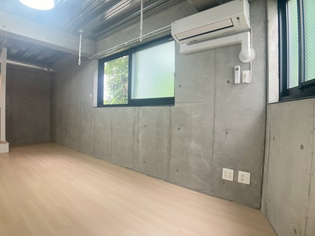 Arbusto　Hillsの居間・リビング