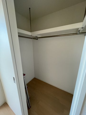 セレニテ江坂ルフレの収納