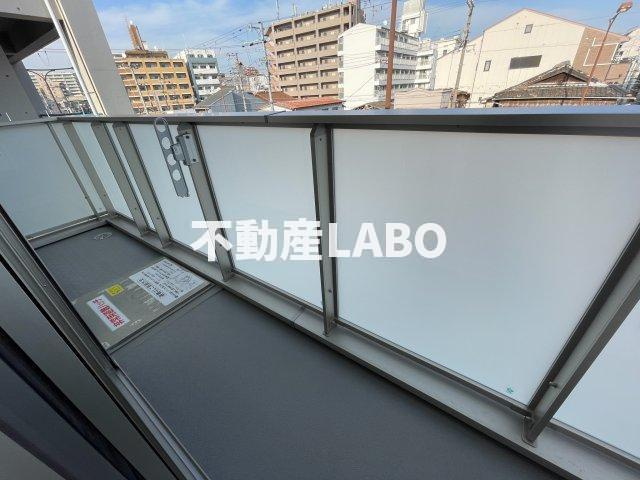 Futawa美章園のバルコニー