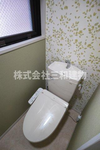 グランドール赤塚のトイレ|前回大規模にリノベーションしている最中の参考写真です。