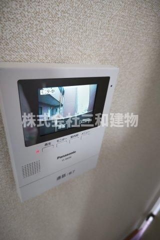 グランドール赤塚のセキュリティ|前回大規模にリノベーションしている最中の参考写真です。