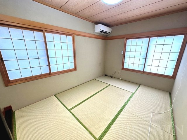 南島町貸家の和室