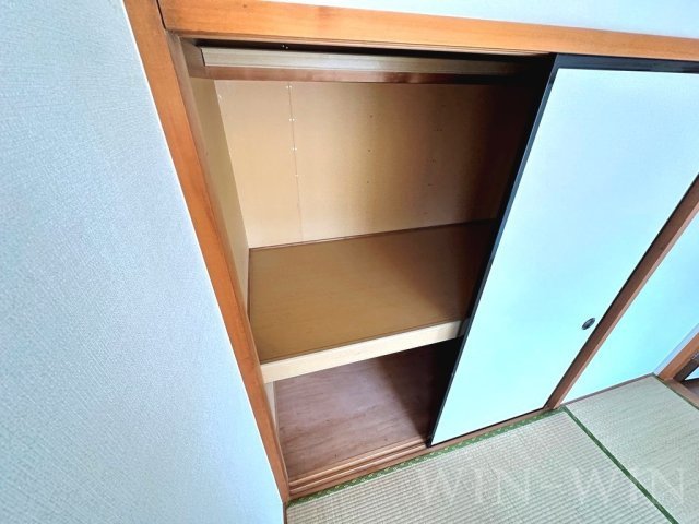 南島町貸家の収納