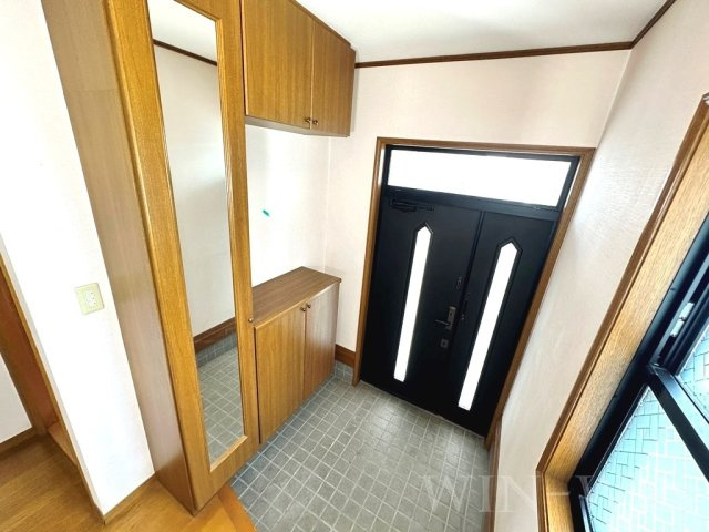 南島町貸家の玄関