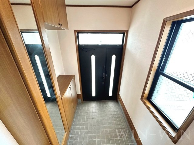 南島町貸家の玄関