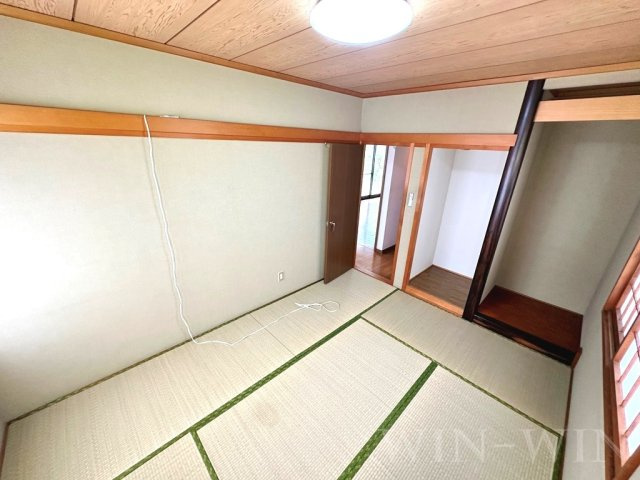 南島町貸家の和室