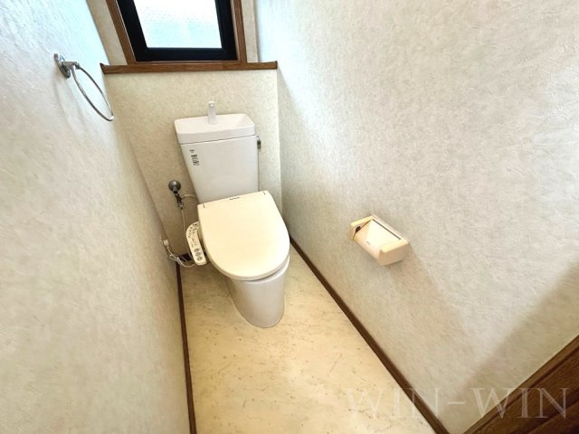 南島町貸家のトイレ