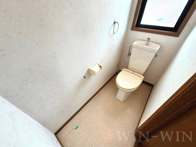 南島町貸家のトイレ