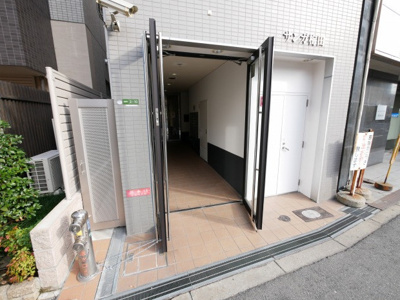 【エントランス】 | サンガ梅田