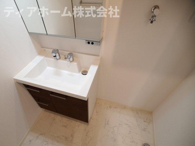 リヴェルの独立洗面台