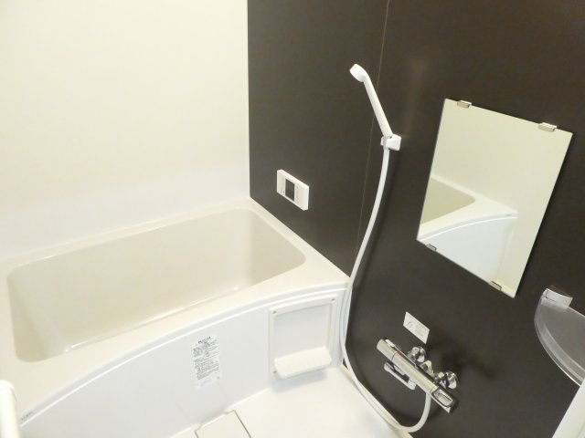 arbre fuille(アルブルフィーユ)の浴室