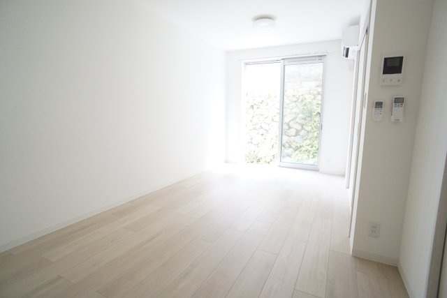 arbre fuille(アルブルフィーユ)の居間・リビング