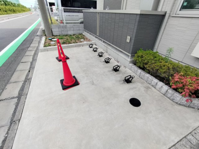 【その他共用部分】 | Greens | 駐輪場です