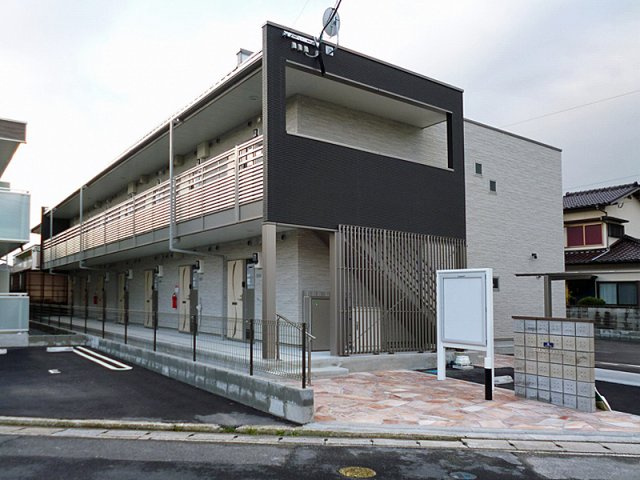 クレイノクレセントの外観