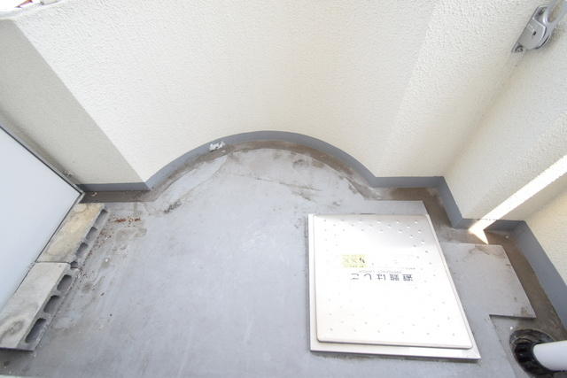 ホワイトシャトー小林のバルコニー