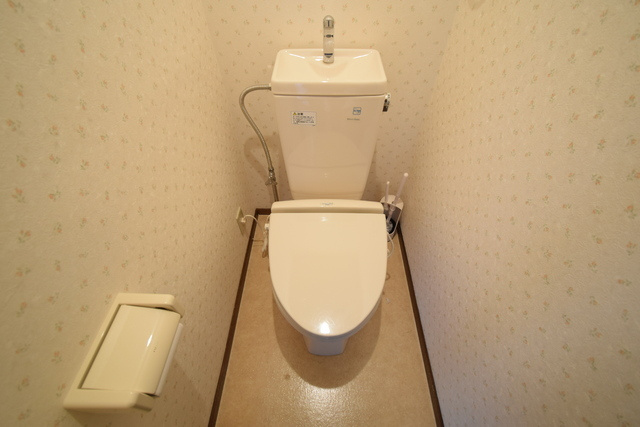 ホワイトシャトー小林のトイレ