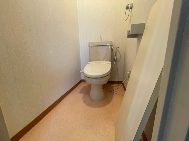 ブランドールMⅢのトイレ|イメージとして同建物他部屋を表示しています