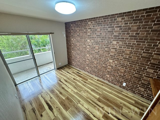 フィオーレコリーナの洋室|イメージ（同建物内別部屋の写真です）