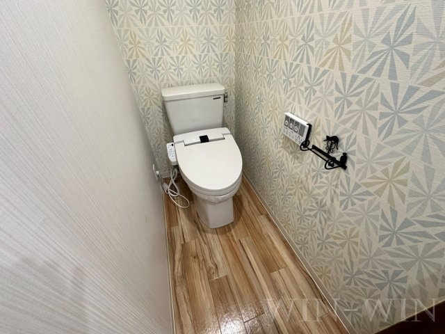 フィオーレコリーナのトイレ|イメージ（同建物内別部屋の写真です）