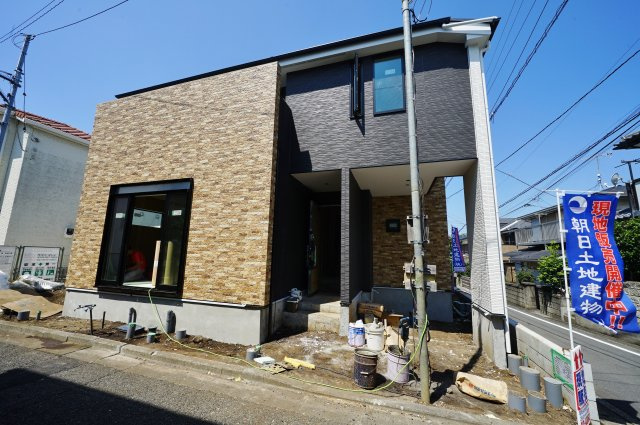 【横浜市瀬谷区三ツ境70-14新築戸建て】★仲介手数料無料★（三ツ境小学校・原中学校）の外観