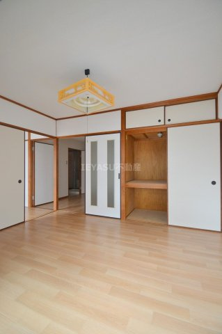 広島市西区草津東１丁目の賃貸マンションの内装