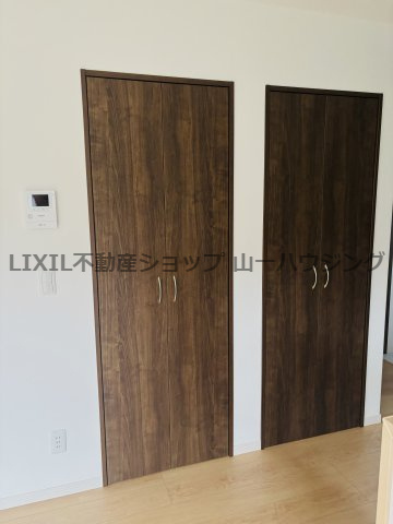 【収納】 | 三橋１丁目ドリームハウス | ＬＤ部分の物入れ