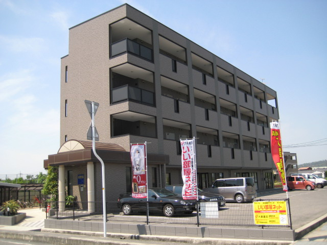 グランパス21の外観