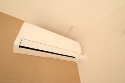 【設備】 | アルページュ | リビングにあるエアコンです