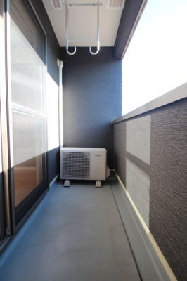 【バルコニー】 | アルページュ | 開放的で明るい空間を演出してくれるバルコニーです