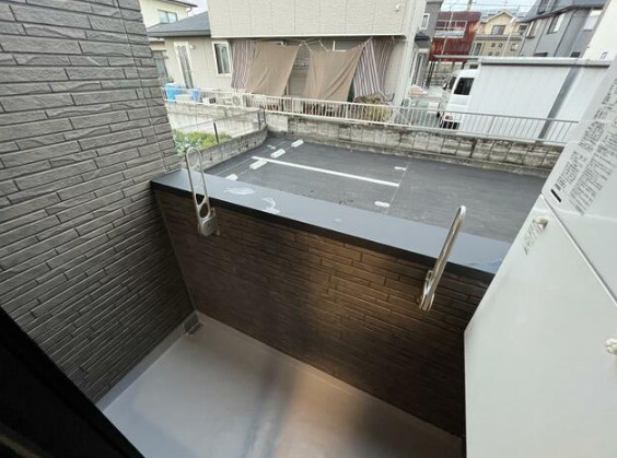 熊本市中央区琴平１丁目のアパートのバルコニー
