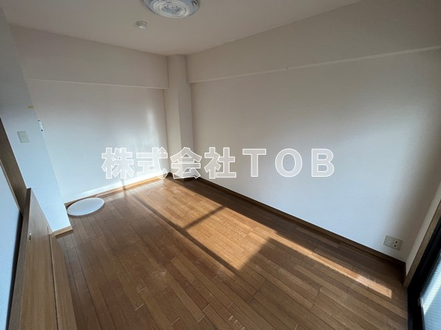【内装】 | ルーブル上北沢 | 同間取り反転タイプの写真です