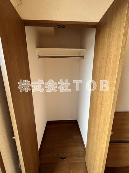 【収納】 | ルーブル上北沢 | 同間取り反転タイプの写真です