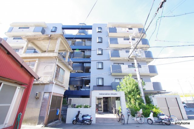 インディペンデンスハイツ　仲介手数料無料の外観