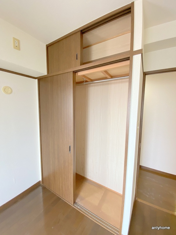 インディペンデンスハイツ　仲介手数料無料の収納