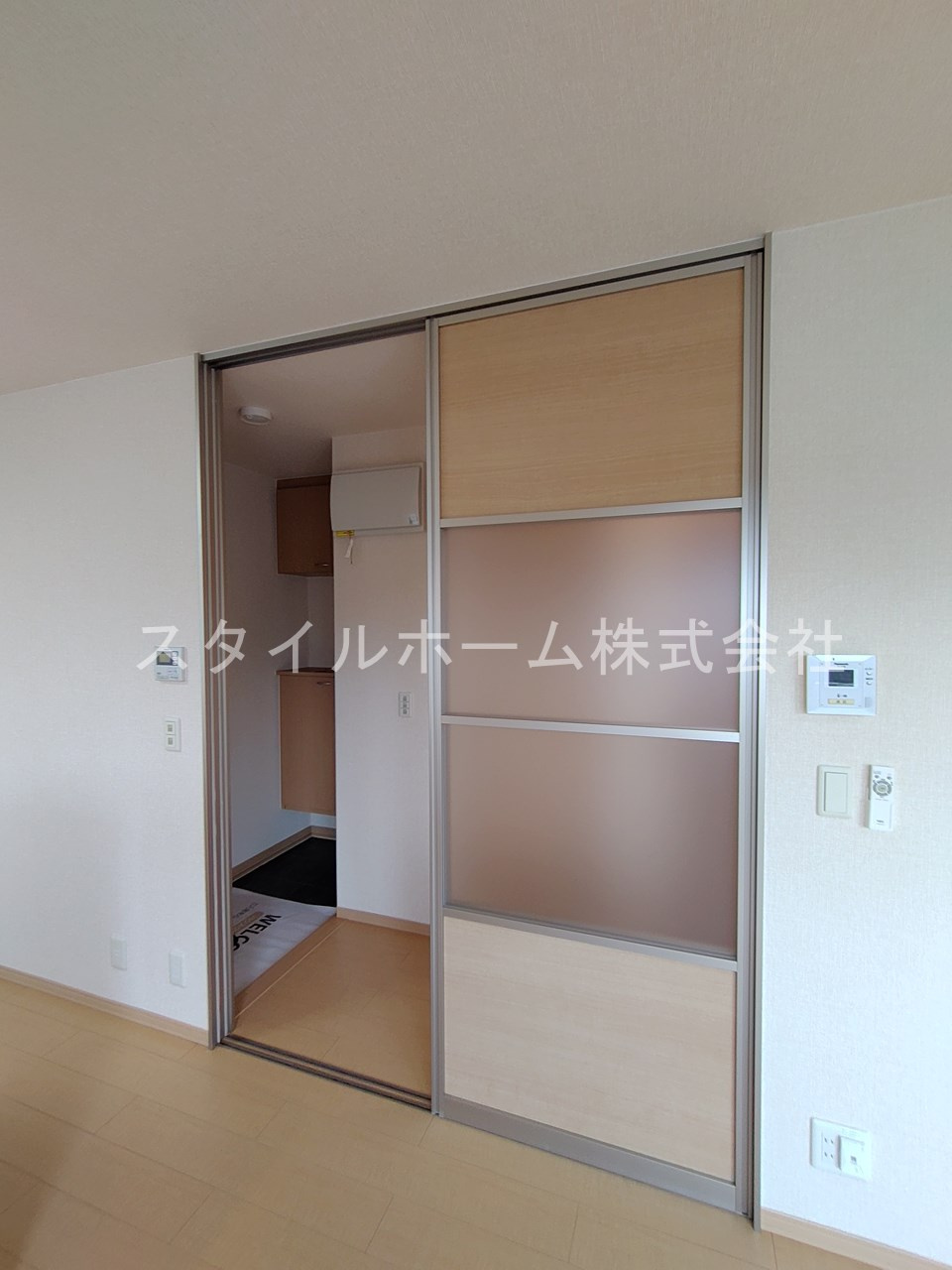 ウィルモア東山の居間・リビング