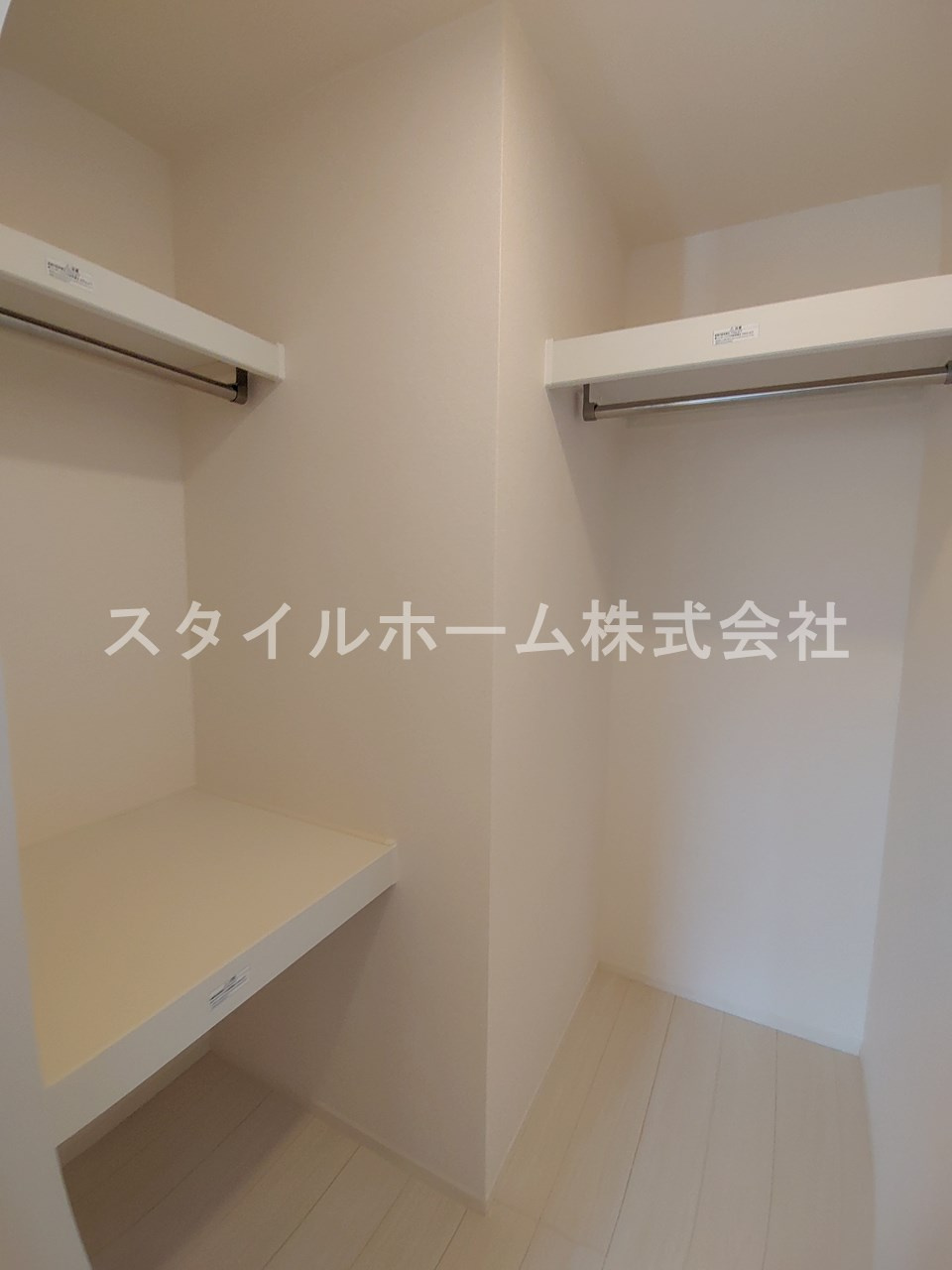 ラフィネの収納|こまごまとしたものを収納できそうですね