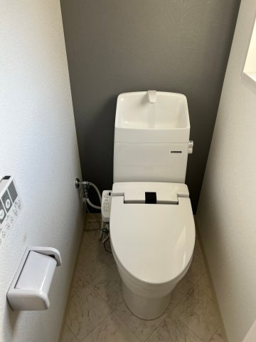 姫路市西延末の賃貸マンションのトイレ
