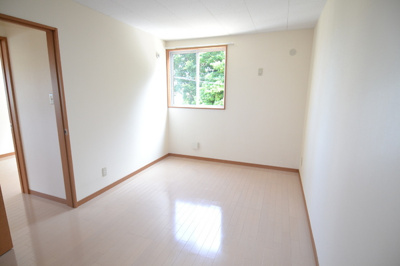 【洋室】 | フレンズハウス東大沼ⅡＥ | ６．７５帖