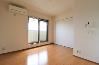 【洋室】 | Aishii Peer