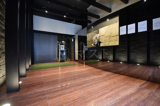 エスレジデンス北浜のロビー