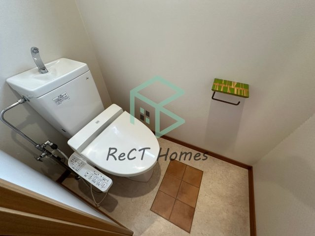 姫路市飯田２丁目の賃貸マンションのトイレ