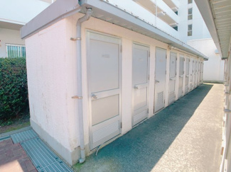 【その他共用部分】 | 専用倉庫付きですので、マンションあるあるの「収納問題」を解決してくれます♪