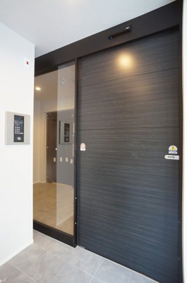 【その他共用部分】 | Villa　桜樹　West | オートロック付きオートドアです（施工中です）